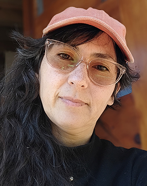 Suiyen Kong (1980-      )